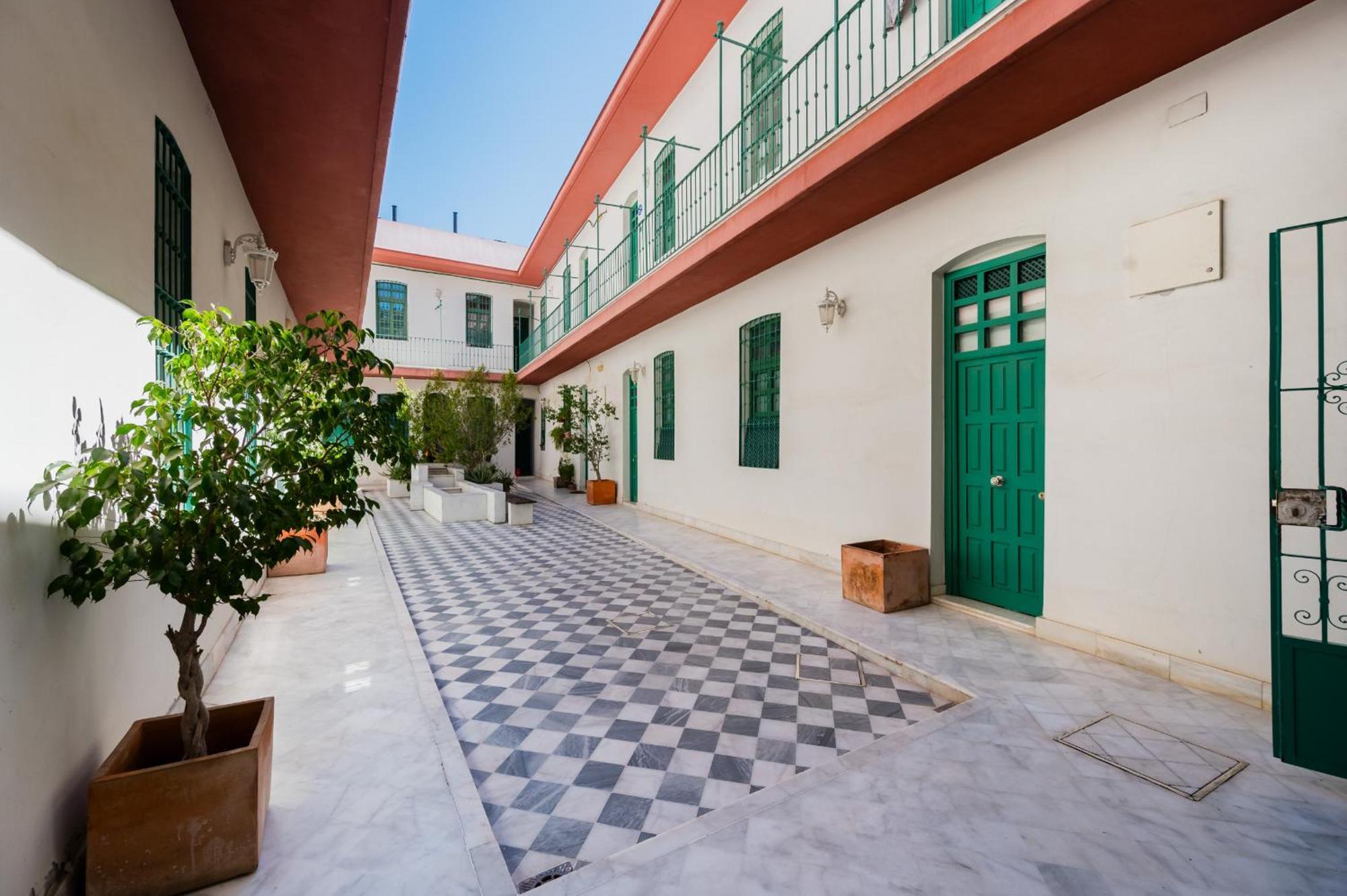 Penthouse Con Terraza- 2d 2b- Triana Appartement *